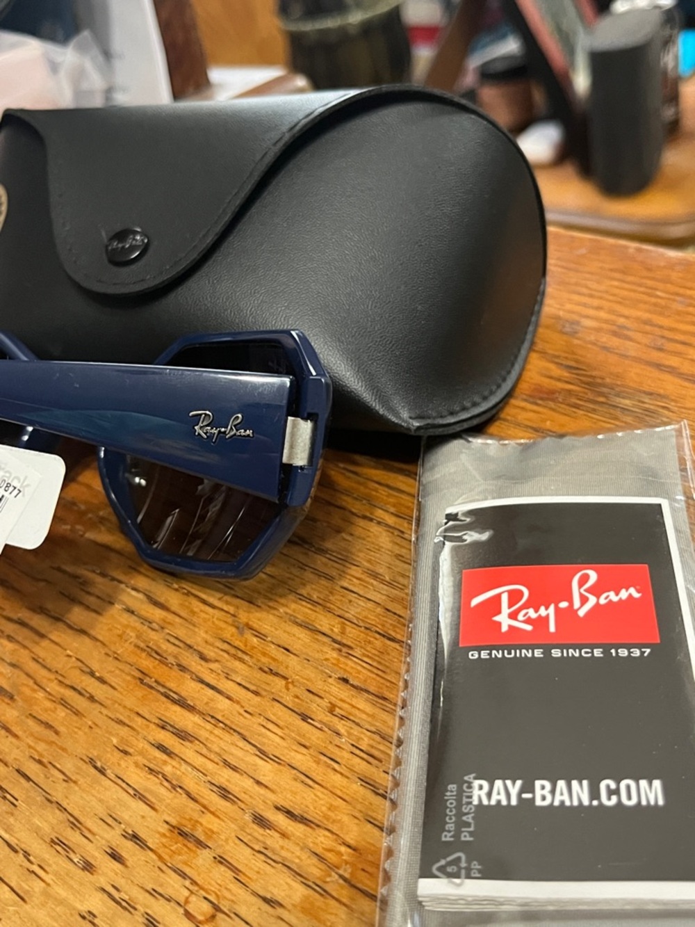 Ray-Ban Women’s Navy Blue 59mm Geometric Sunglasses - Picture 3 of 5